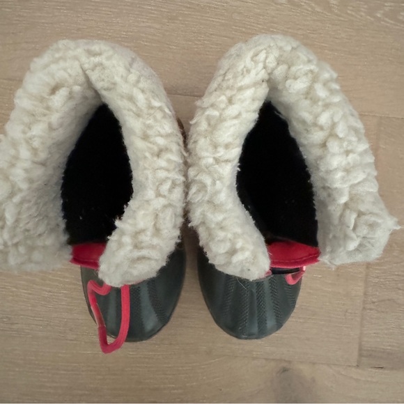 SOREL Kids' Yoot Pac Nylon Snow Boot in Pink and Black size 11 Little Kid - Picture 3 of 9